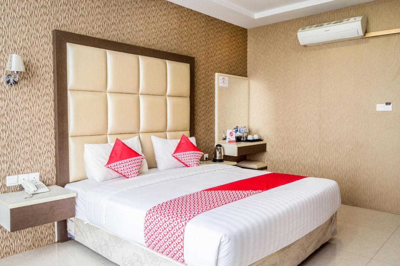 Oyo 676 Hotel Osaka Batam Exterior foto